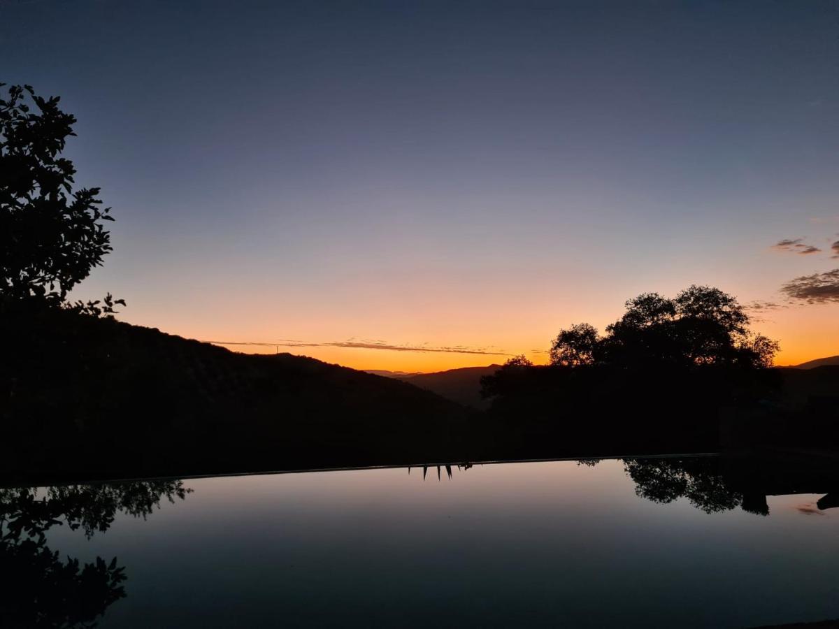 مبيت وإفطار Iznájar Cortijo La Haza المظهر الخارجي الصورة